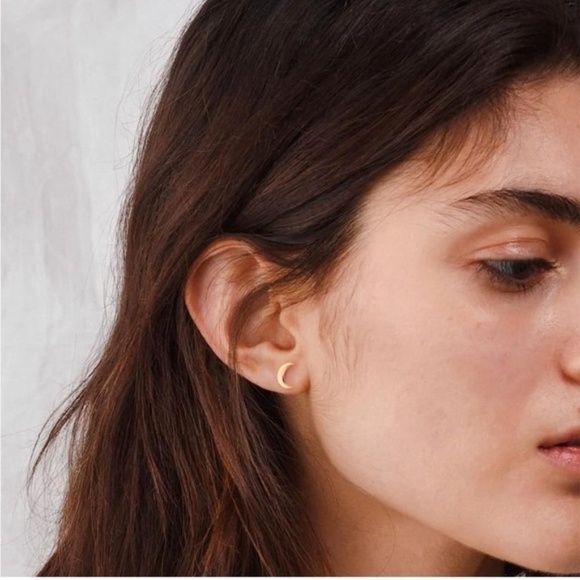 Gold 14k Gold Plated Crescent Moon Stud Earrings - Picture 2 of 2